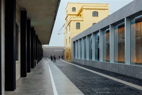 Fondazione Prada in Milan: history and design 